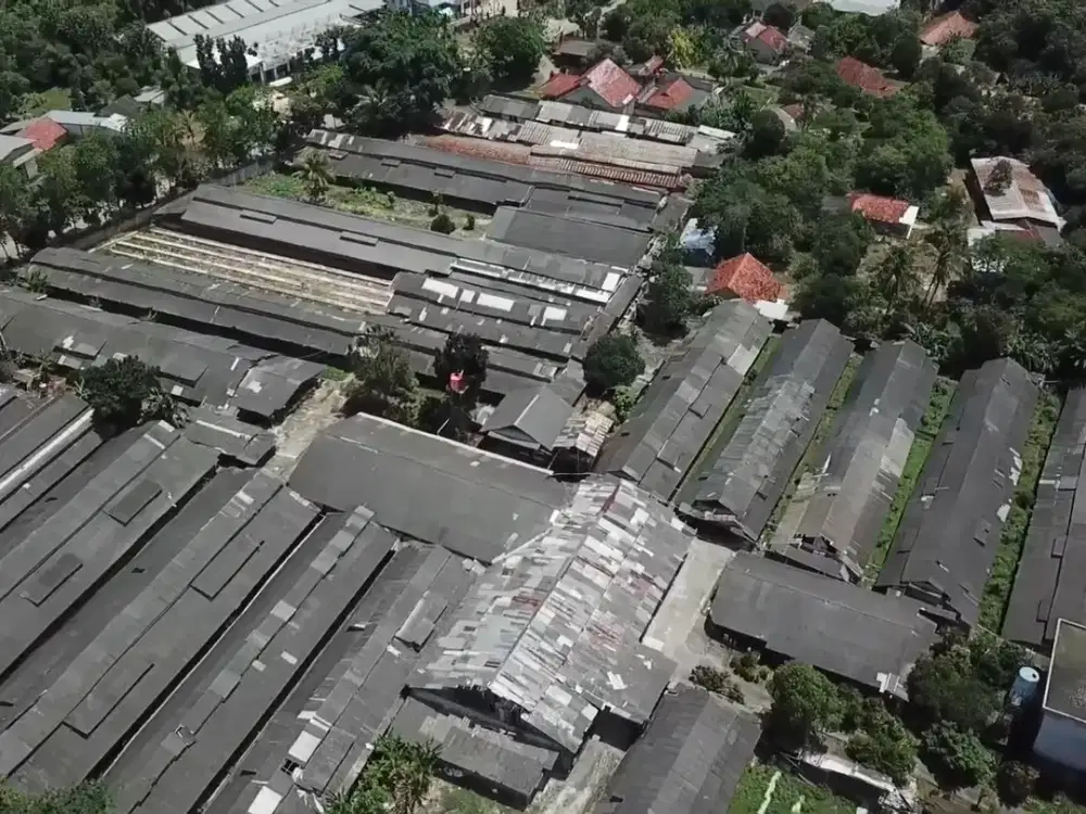 Jaul Tanah Di Jalan Raya Gunung Sindur - Bogor