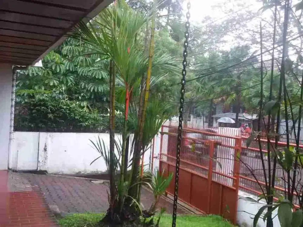 Dijual Rumah 2 Lt di Lengkong Bandung