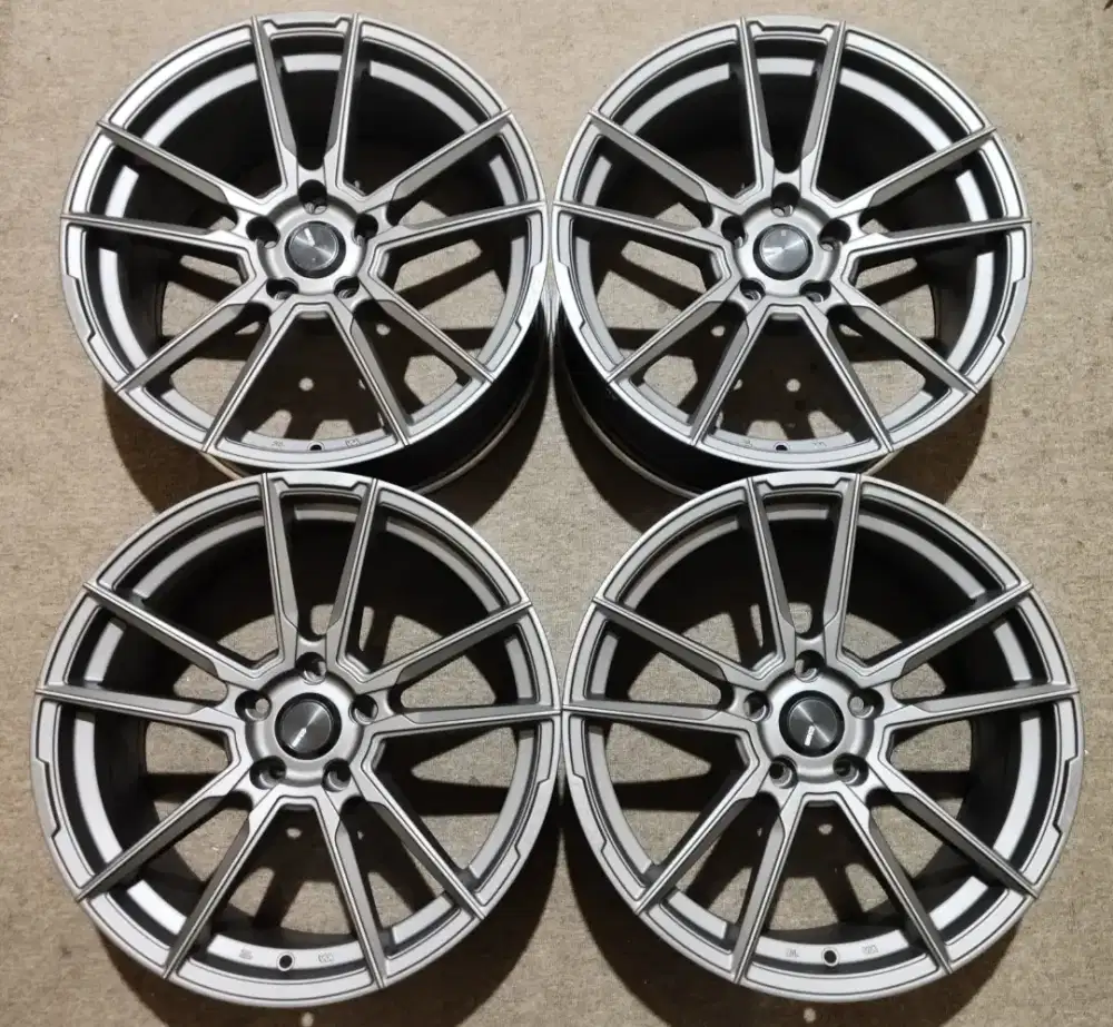 Velg original Enkei sc47 R18 x 8.5 pcd 5x114.3 et40