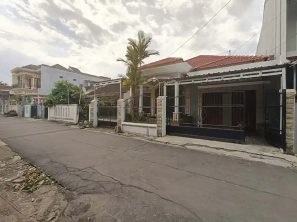 Dijual rumah Luas strategis di Seturan, kompleks Perumahan Ambarukmo Plaza Hotel (APH).