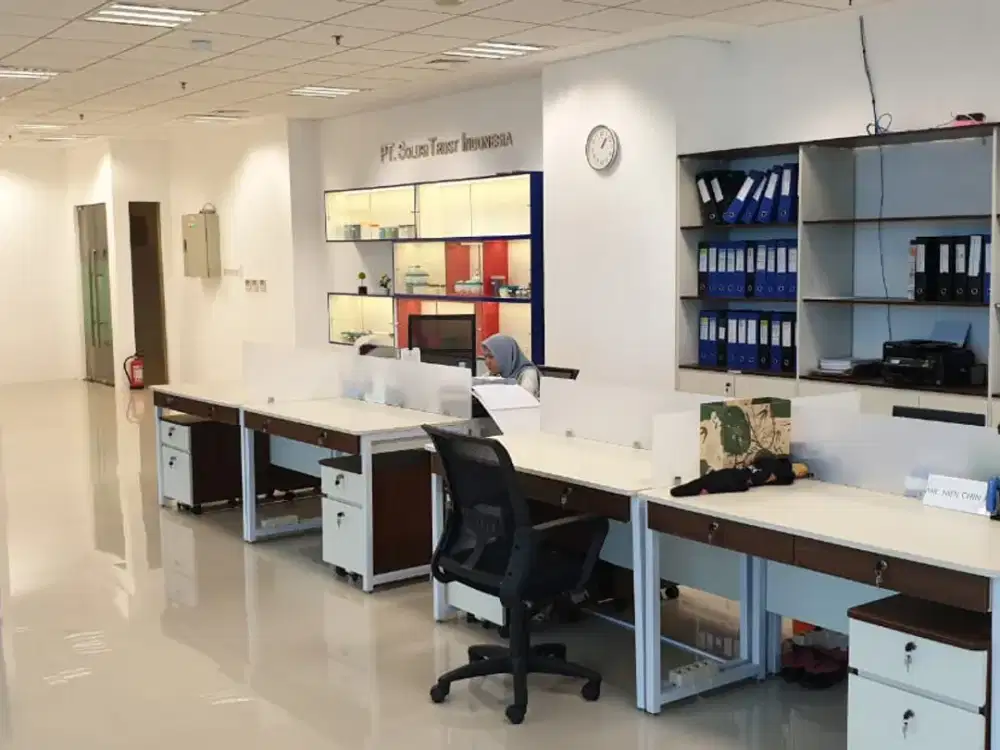 Office Space The Manhattan Square, 240sqm