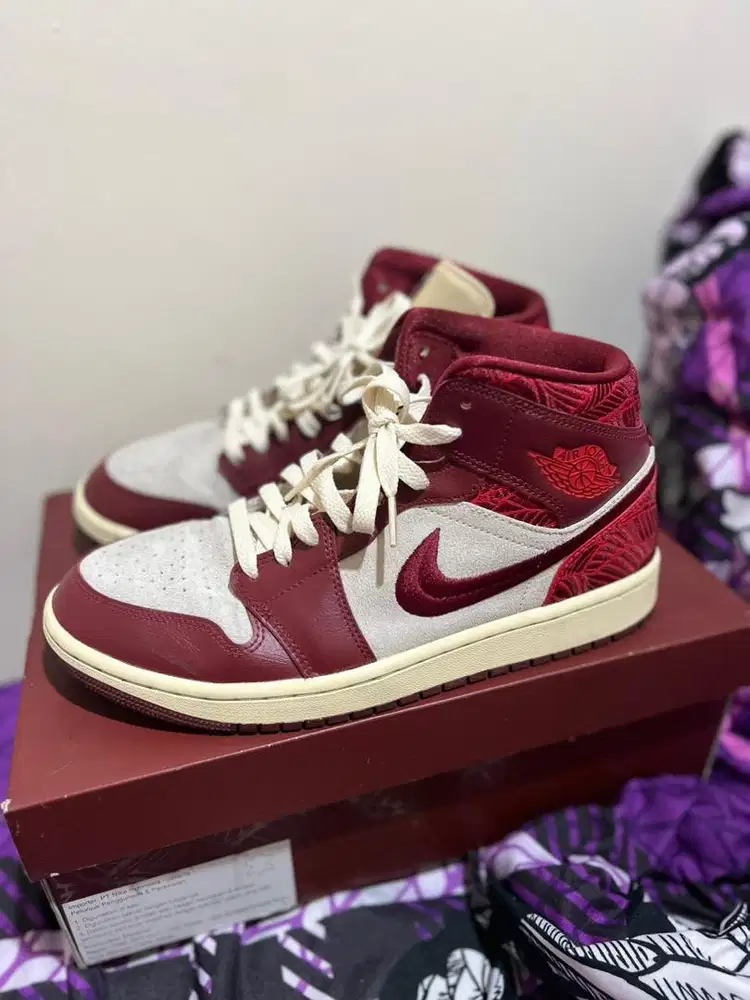AIR JORDAN MID SIZE 43