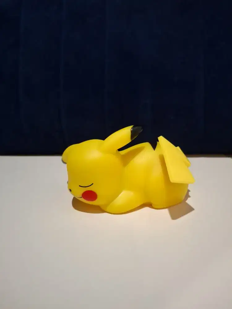 Pikachu mainan night light