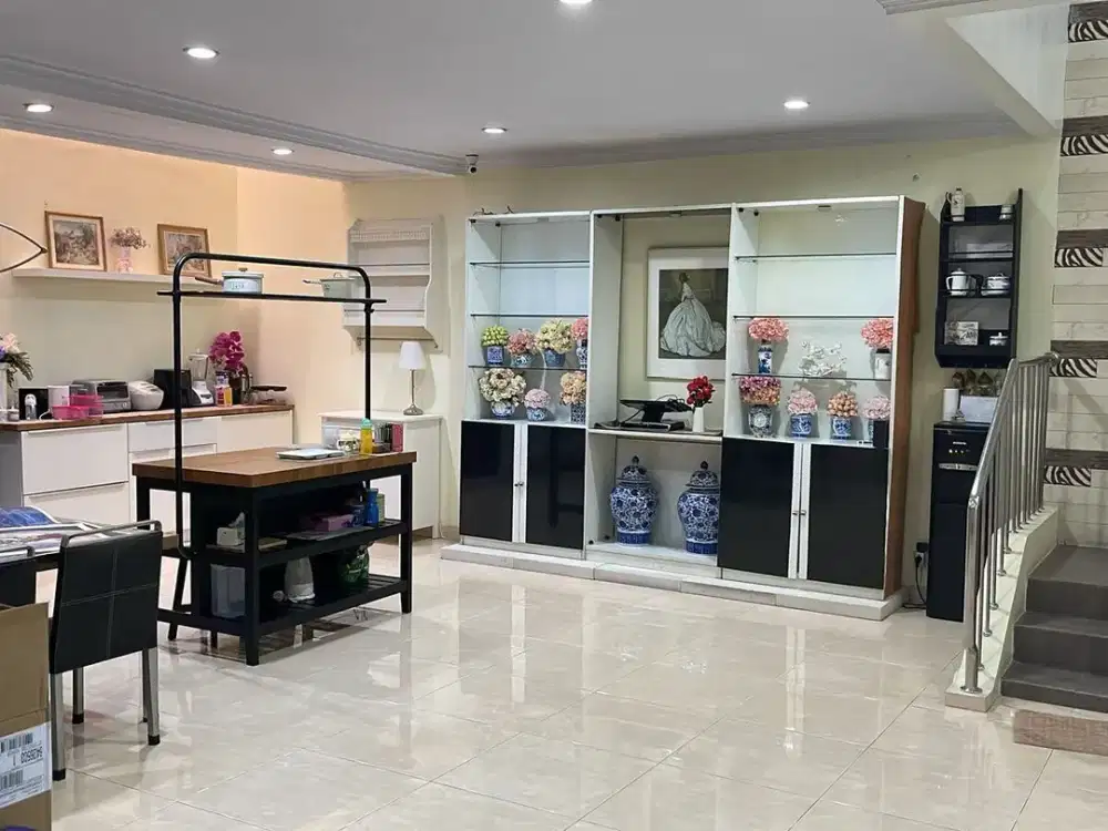 Dijual Rumah siap huni 2Lt di Gading Kirana,Kelapa gading,JakUt