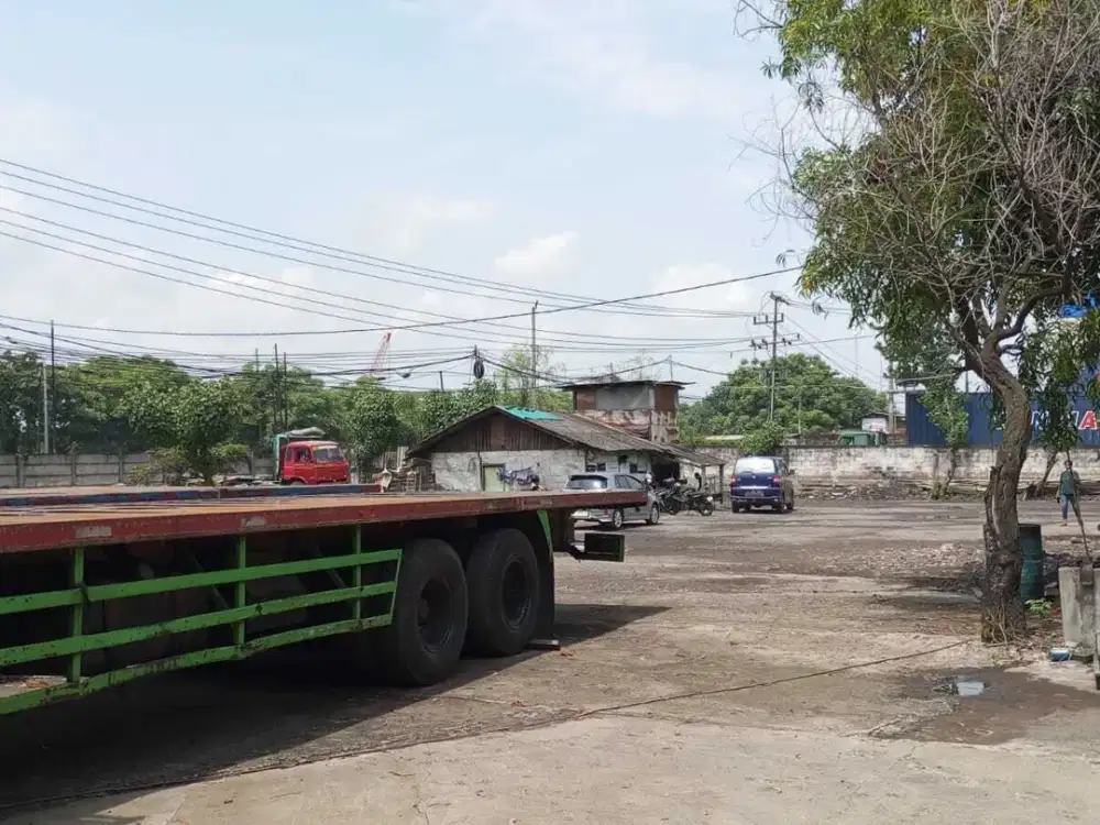 dijual tanah raya greges nol jalan raya ,dekat margomulyo/kalianak