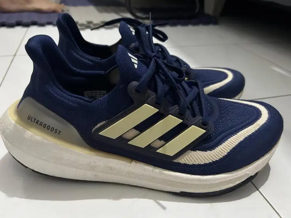 Jual Sepatu Adidas Ultraboost