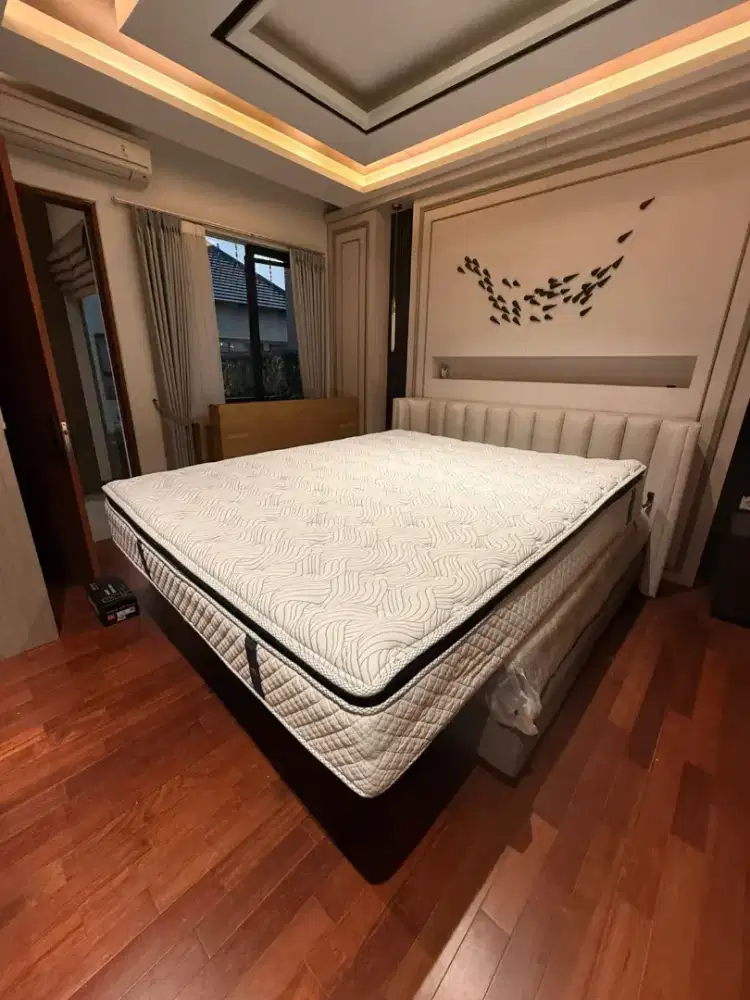 Kasur only Murah diskon, Like New (tidak full set)