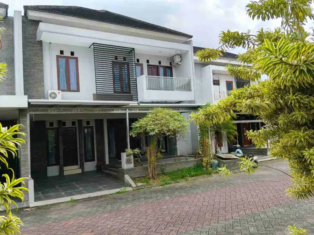Rumah Mewah Di Pondok Permai Babarsari Dekat UPN, Atma Jaya, Seturan