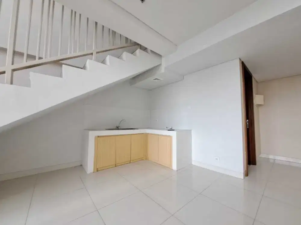 Small Office Home Office, Soho Pancoran, tipikal Manhattan, luas 97 m2