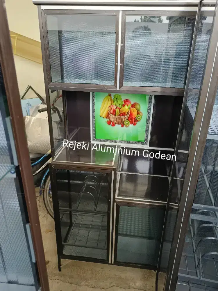 Rak piring full hitam