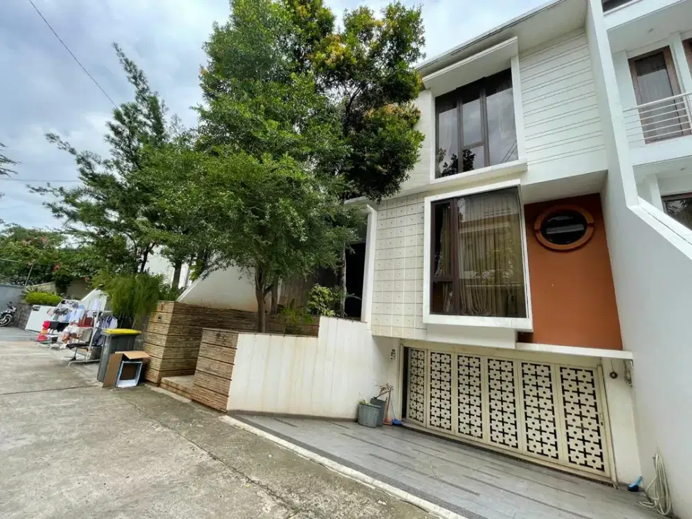 Dijual Murah Banget, rumah di Townhouse Lebak Bulus siap huni