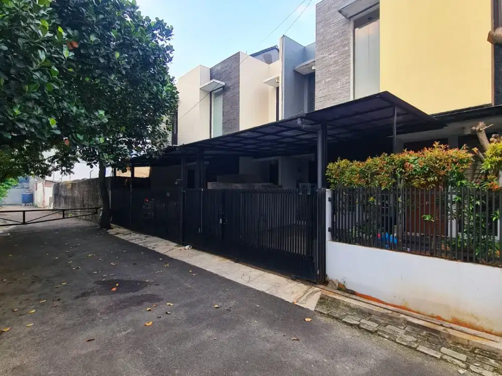 LOKASI BAGUS! Rumah Bintaro - Rc Veteran Dijual. Toll Dalam Komplek. NEGO