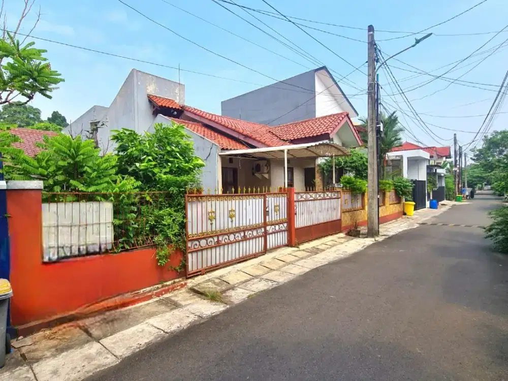 Rumah Dijual Jagakarsa. Tanah Besar, Dalam Komplek. LEBAR Muka 18. NEGO