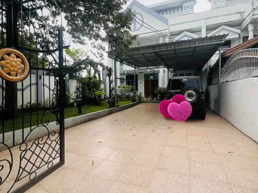 Jual rumah bagus.luas.strategis di Bukit Cimanggu City.