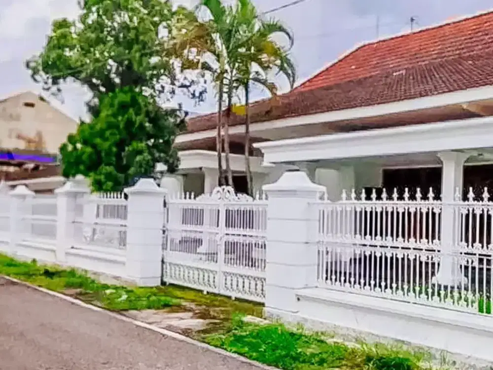 dijual rumah jajar bagus
