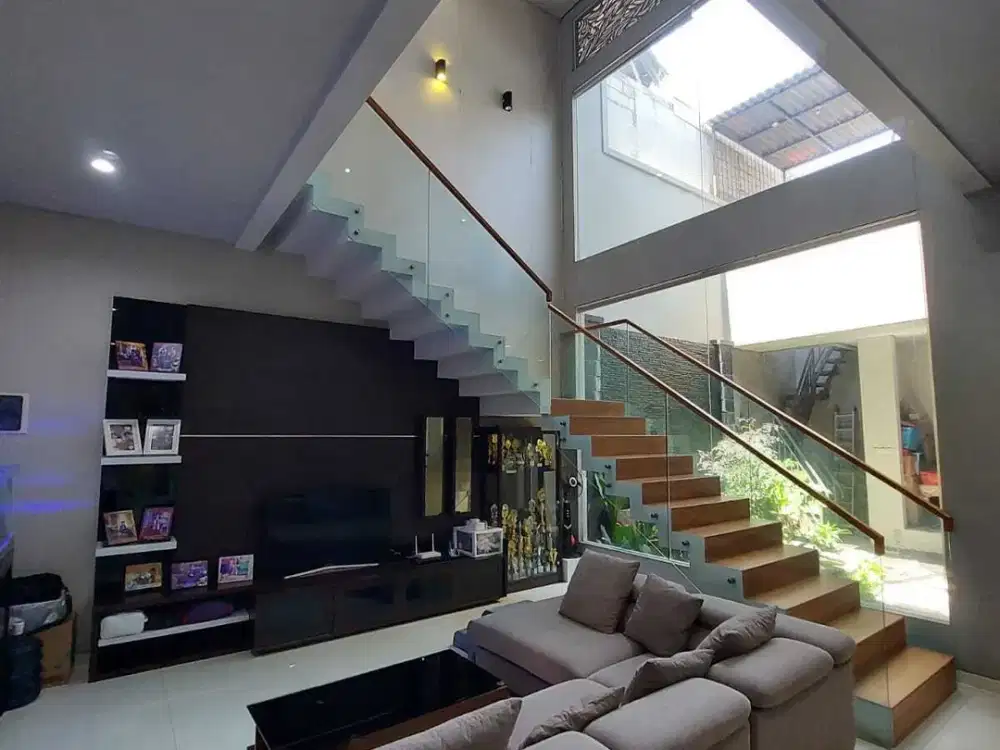 Rumah Mewah Modern Minimalis 2 Lantai