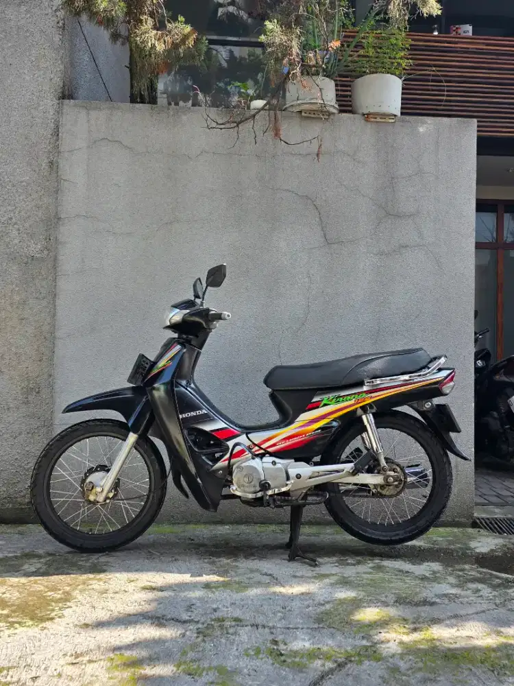 Honda Kirana 2003