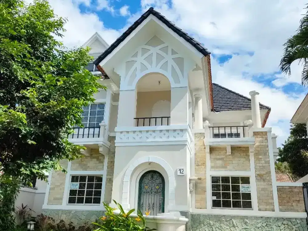 Di jual cepat rumah di sentul city