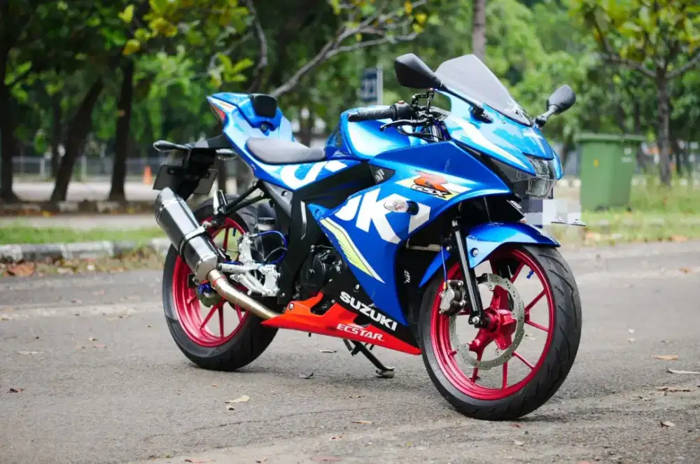 Suzuki GSX R150 full modif  masih mulus low km