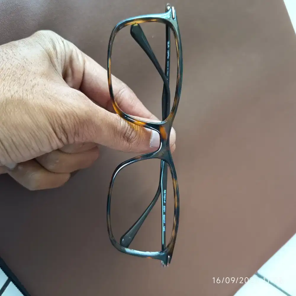 Kacamata rayban original oakley gucci tomford moscot ic berlin fendi