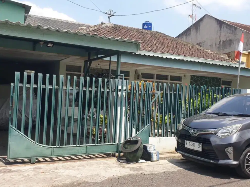 Jual cepat rumah siap huni jalan anggrek bulan kota malang