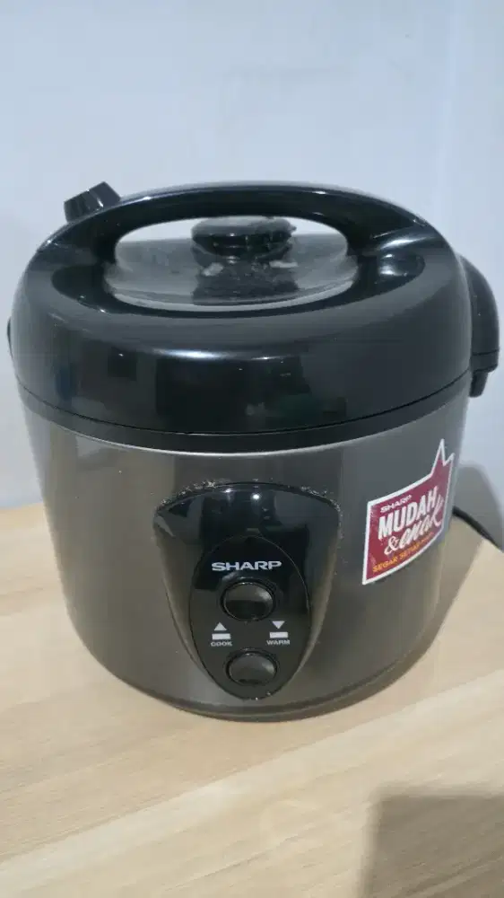 Rice cooker sharp