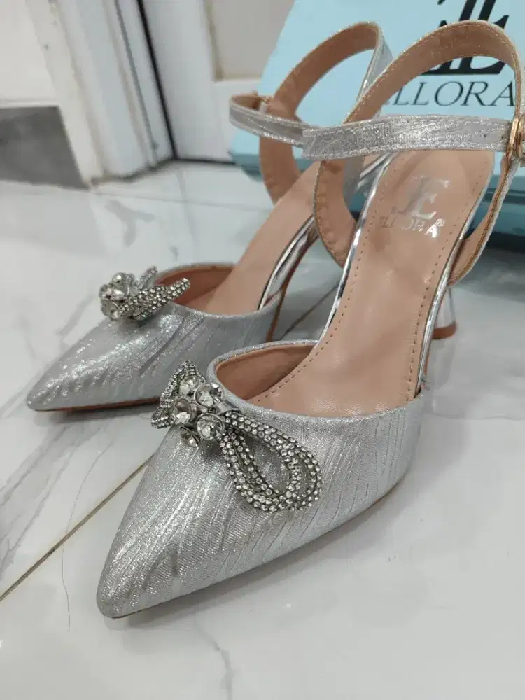 Preloved Heels Pesta Wanita 10cm Bahan Kanvas Glitter Import