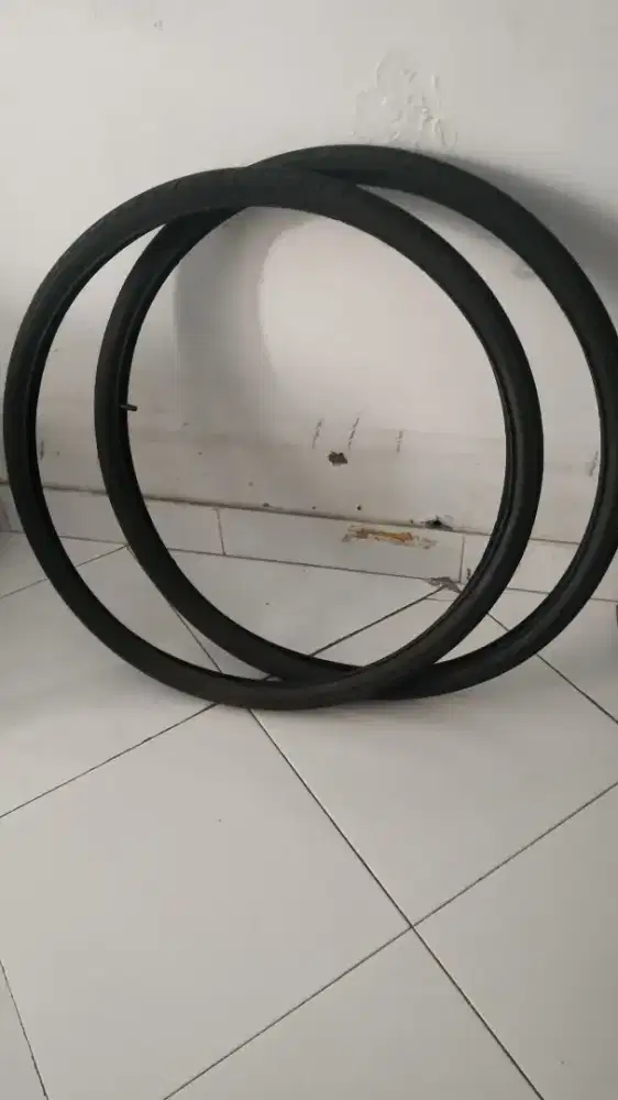 Di jual ban sepeda