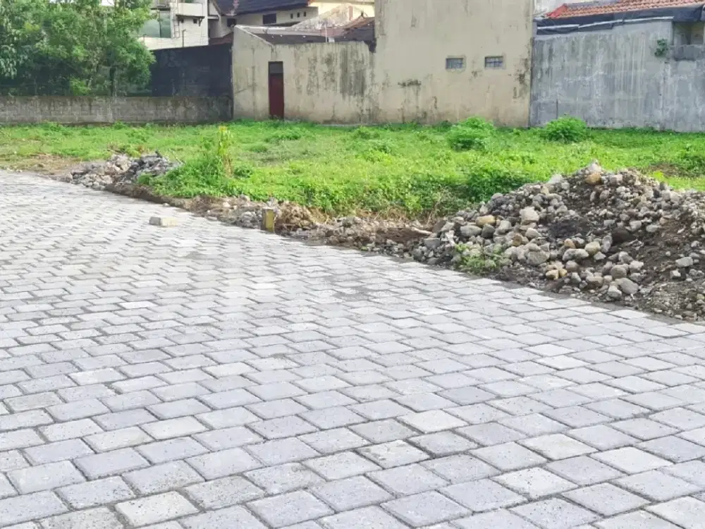 Tanah Palagan di Jongkang Dekat Sekolah Al Azhar