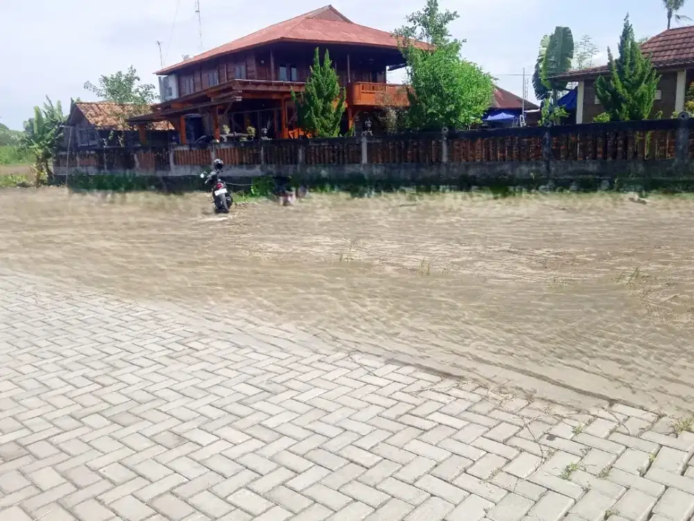 Tanah SHM Dekat Hotel HYATT, Untuk Hunian atau Investasi