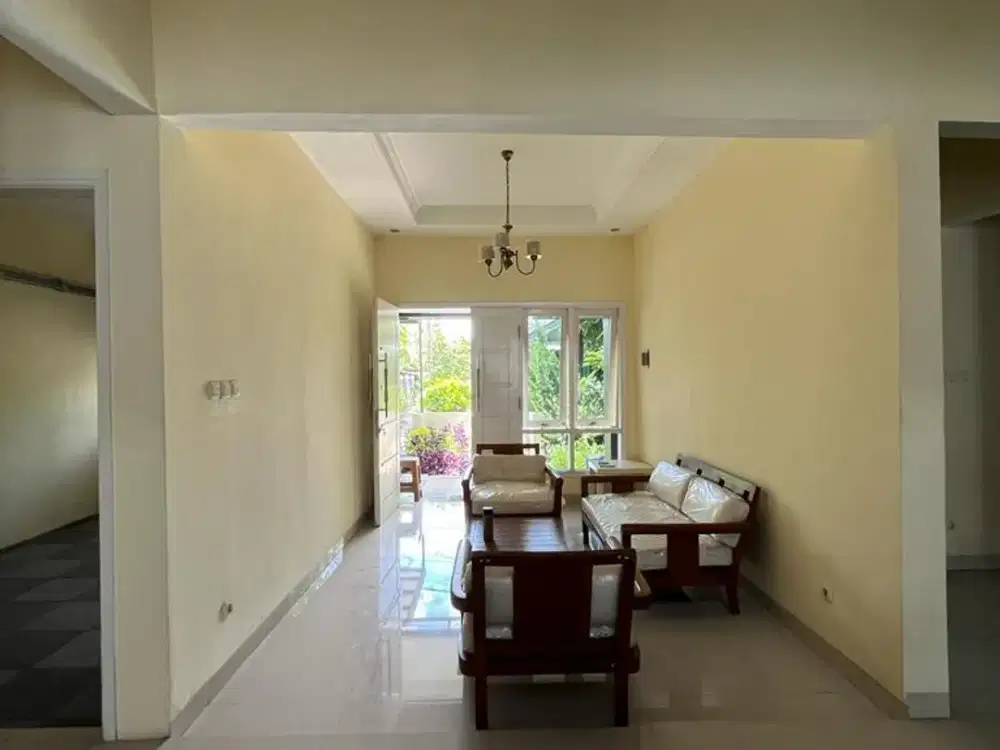 DI JUAL RUMAH SIAP HUNI di GALAXI