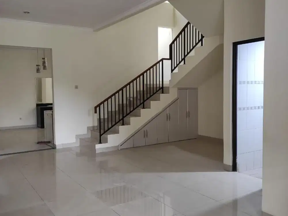 Dijual Rumah Siap Huni di Cluster Arana Harapan Indah 2 Bekasi