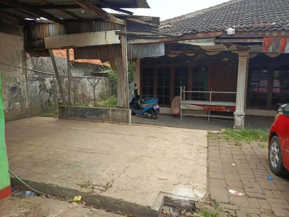 DIJUAL HITUNG TANAH SAJA RUMAH + KONTRAKAN DI JL RAYA PASAR REBO BEKASI