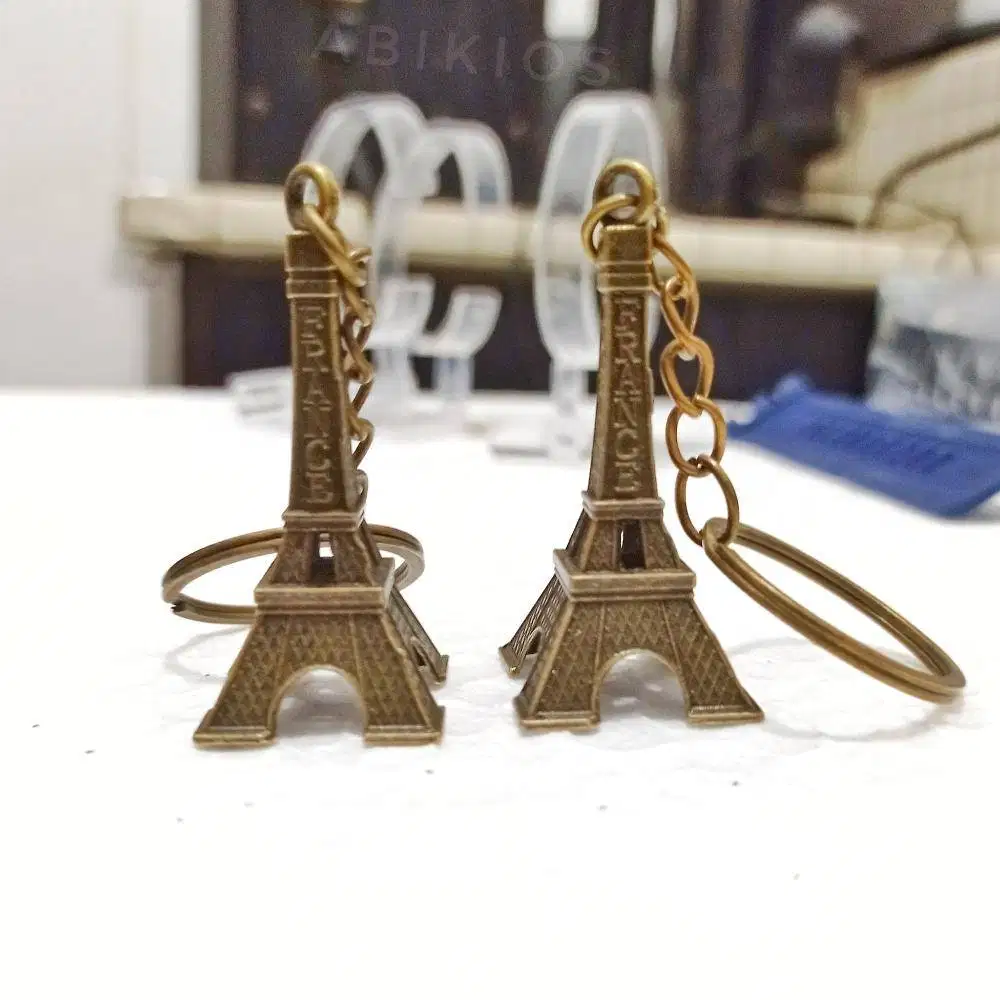 Gantungan kunci metal bronze menara eiffel good gk15 minimalis