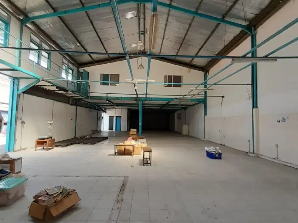 Gudang Strategis siap pakai pusat kota luas di jl. jendral sudirman, bandung