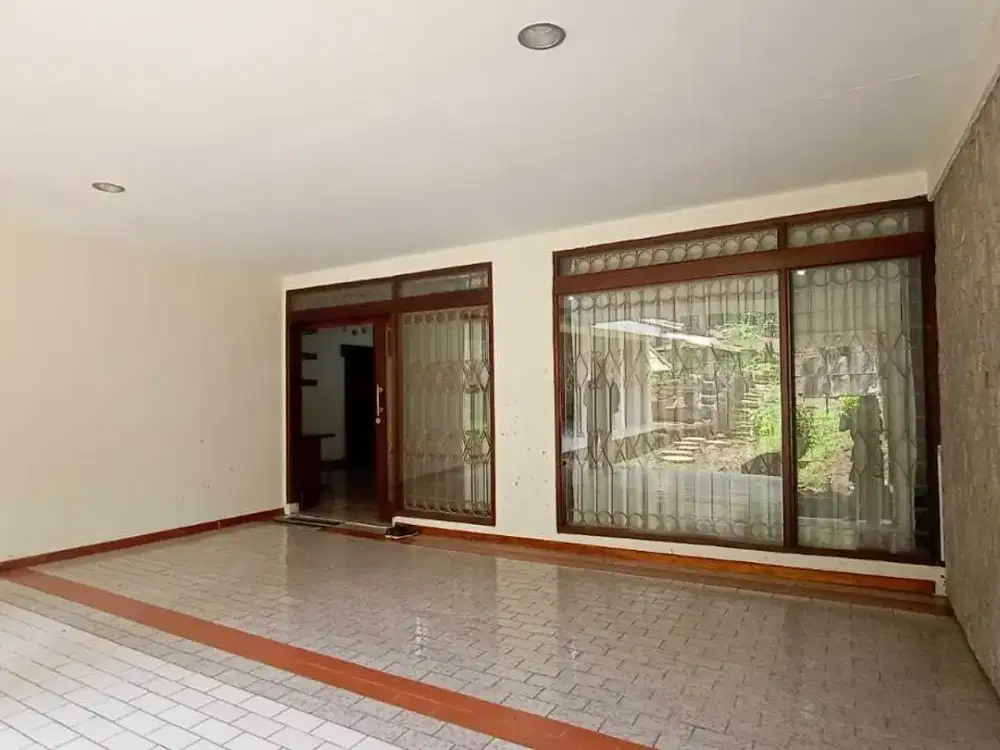 Ruman Nyaman Luas Asri di Budisari Bandung