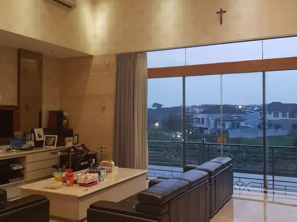 JUAL RUMAH MEWAH 2 LANTAI ADA BASEMENT DI KBP TATAR PITALOKA