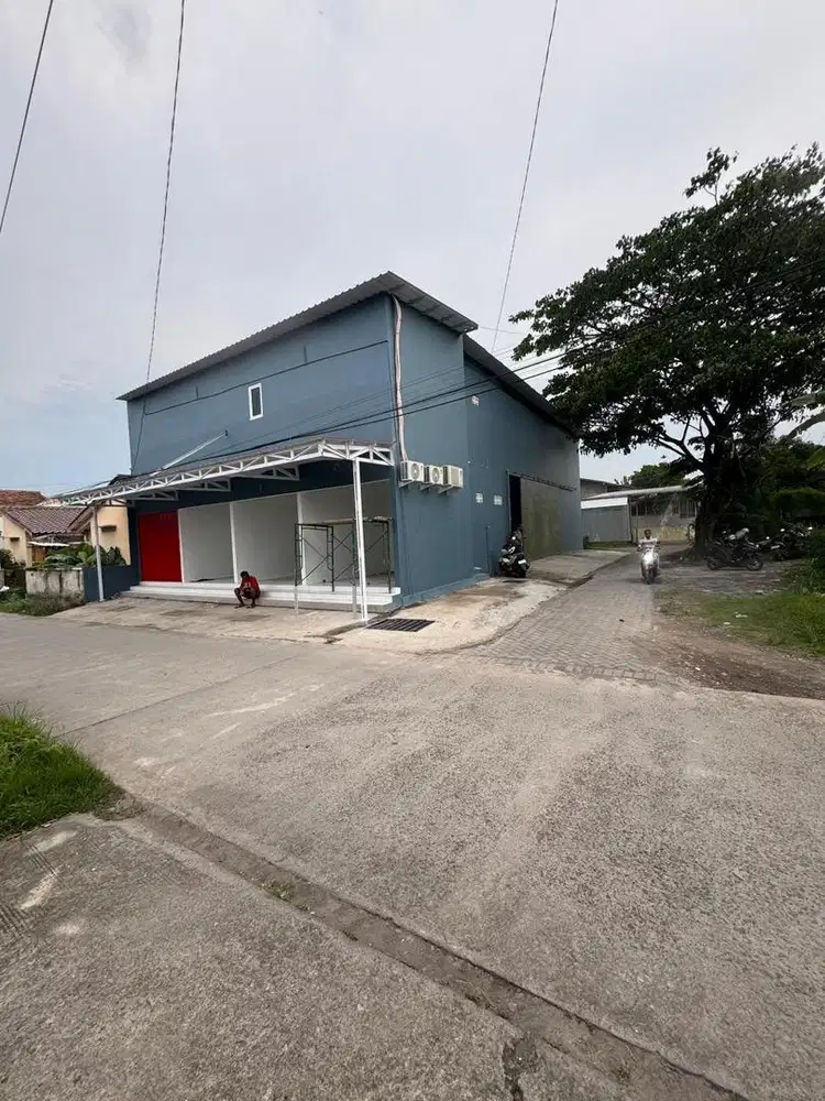 Di jual Gudang Mranggen