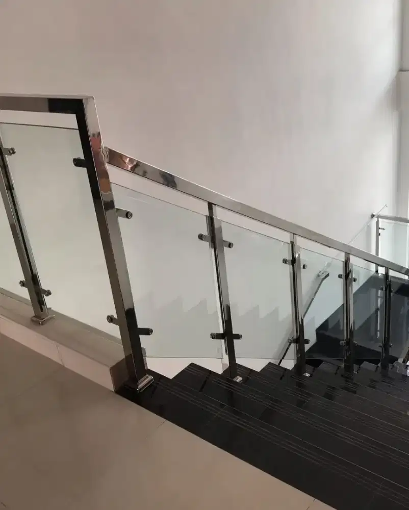 Railing tangga kaca & reling balkon stainless steel #08