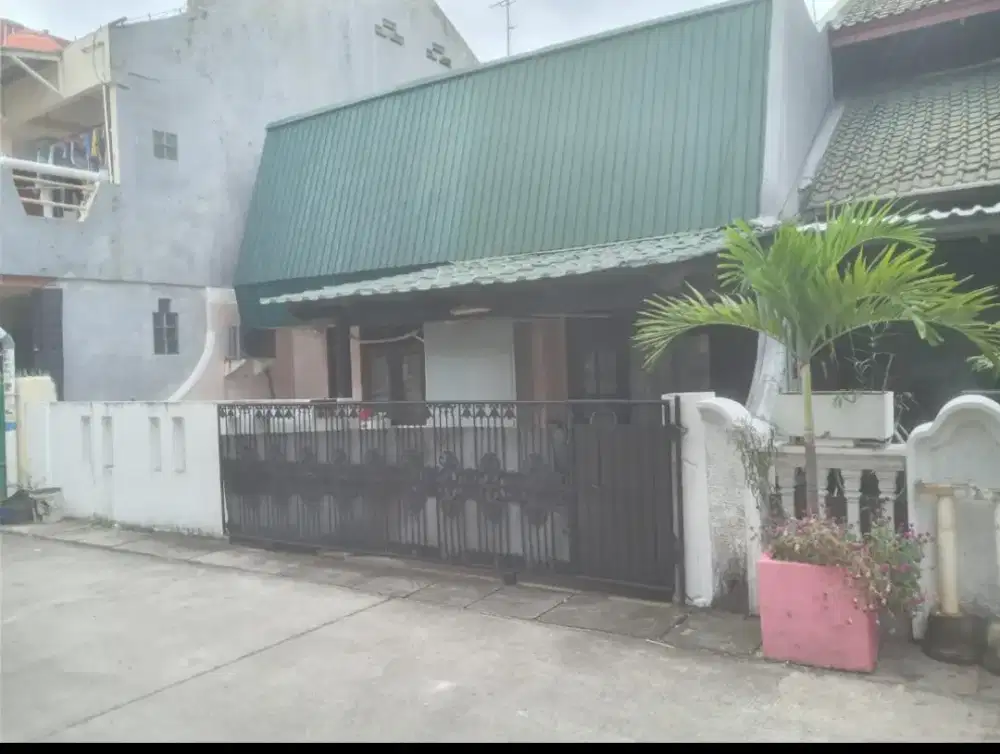 Rumah di komplek beacukai sukapura kelapa gading