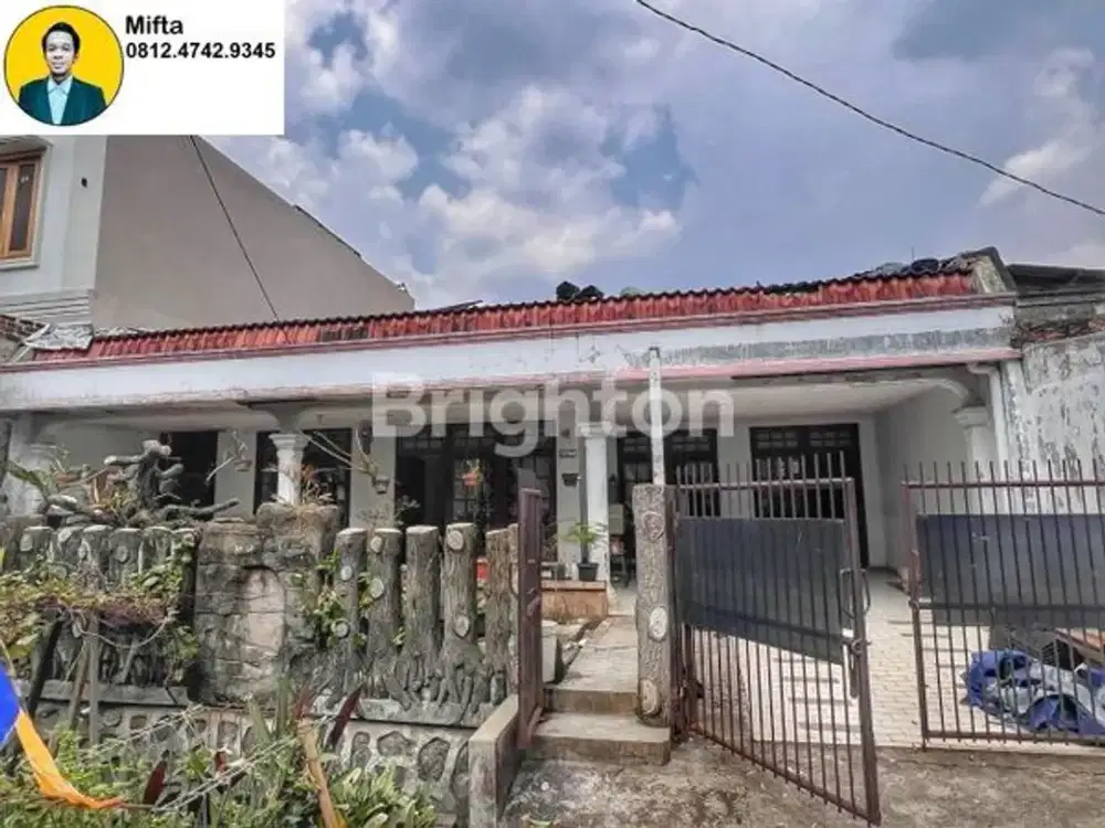 58. Dijual Cepat! Rumah Tua 1,5 Lantai di Komplek Pertamina Pondok Ranji Tangerang Selatan , Lingkungan Asri