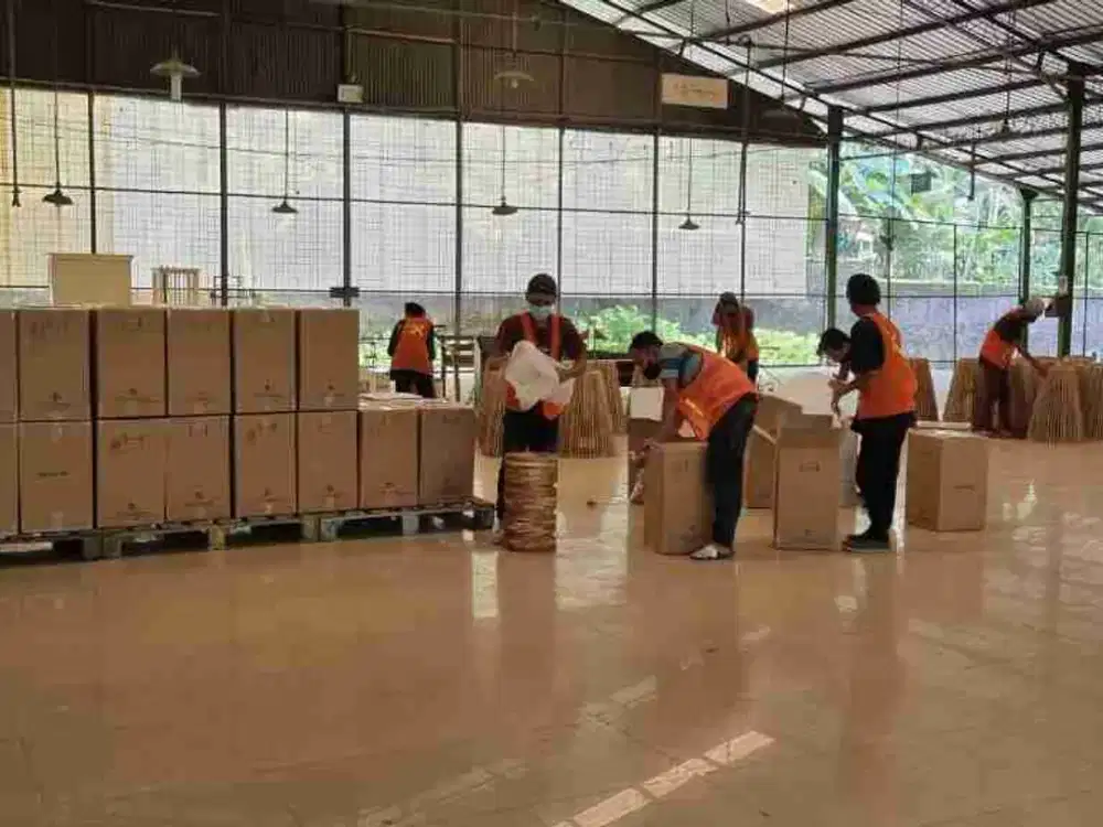 sewa gudang luas 1,2ha akses container salatiga