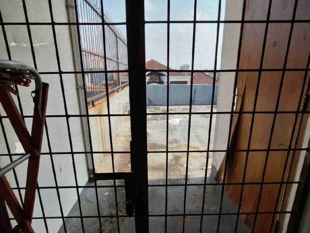 Rumah Mewah Sunter Kirana