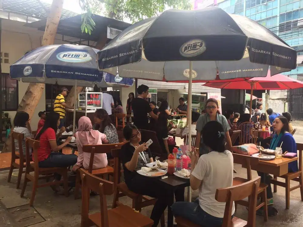 Disewakan Area di Foodcourt cocok untuk Makanan, Bakery, Laundry