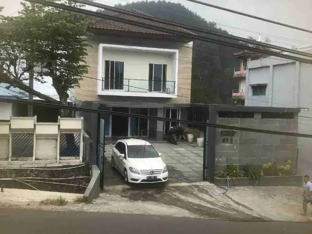 DIJUAL VILLA TAWANGMANGU FULL FURNISHED