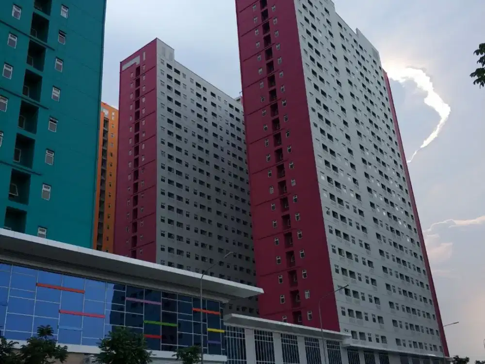 Termurah jual Cepat! 2br Unfurnished Lt.Rendah view lepas Green Pramuka City