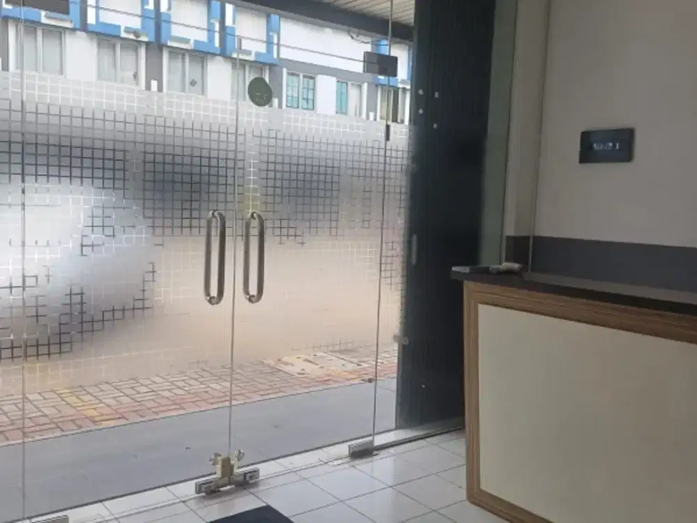 Ruko Murah Gandeng 4 Lantai di Gadig Bukit Indah  Klp Gdg Jakarta