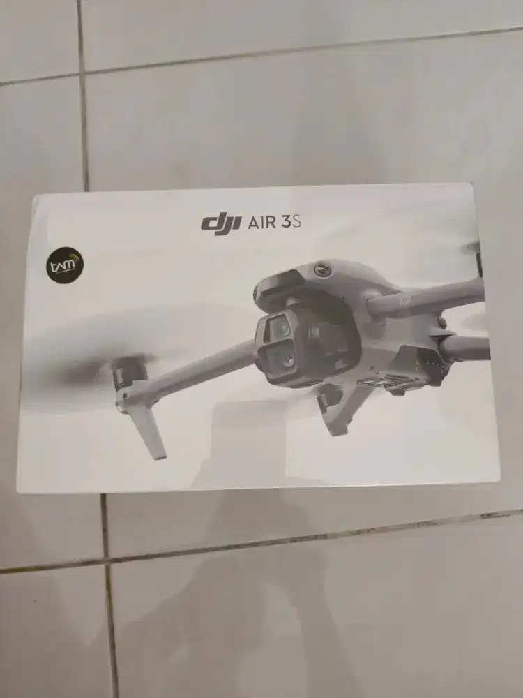 Drone dji air 3s basic. , BOX. / Kardus