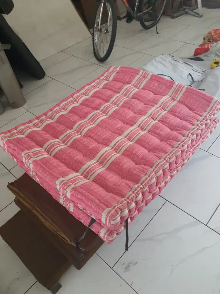 Kasur | tempat tidur | alas matrass ukuran 80 x 180 cm | 0.8 x 1.8 m