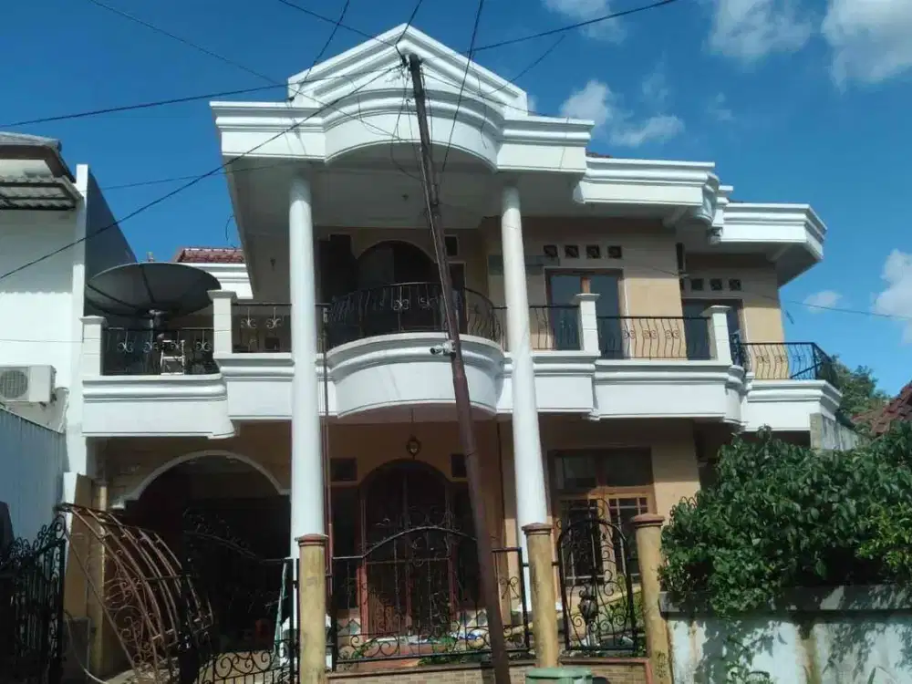 Dijual Rumah Cantik di Villa Melati Mas